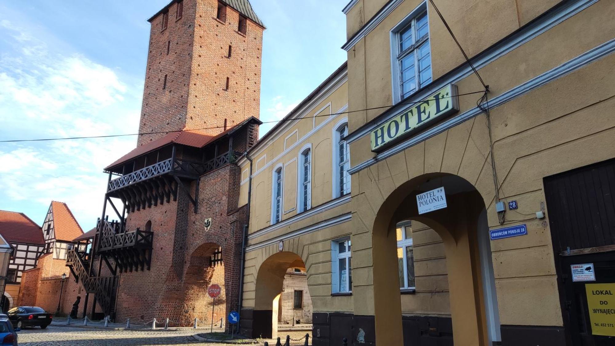 Hotel Polonia Namyslow Exterior photo